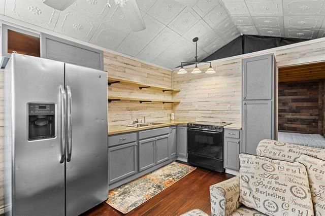 118 Hawn Drive, Lumberton, TX 77657