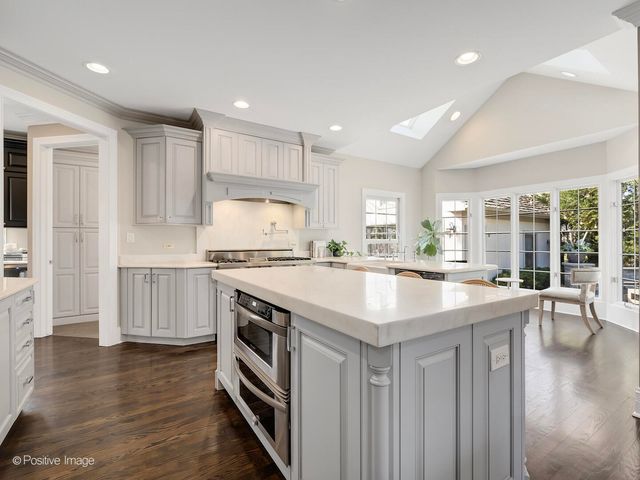 117 W NORTH Street, Hinsdale, IL 60521