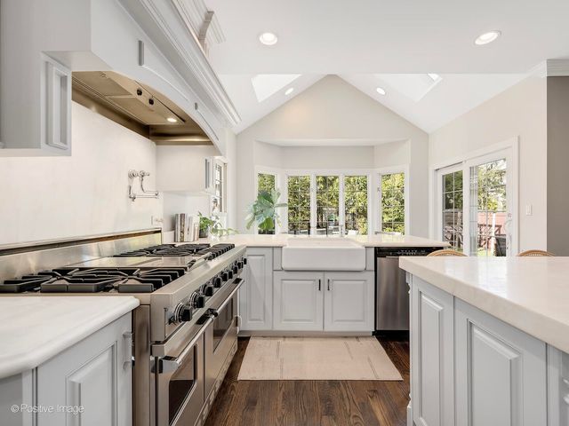 117 W NORTH Street, Hinsdale, IL 60521