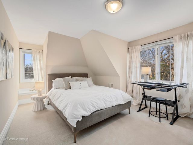 117 W NORTH Street, Hinsdale, IL 60521