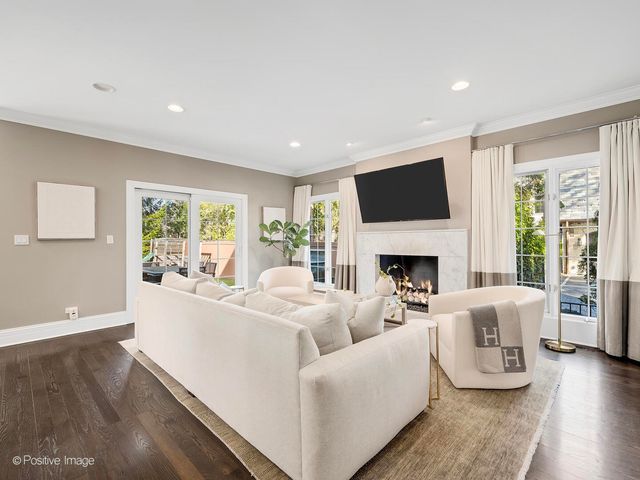 117 W NORTH Street, Hinsdale, IL 60521