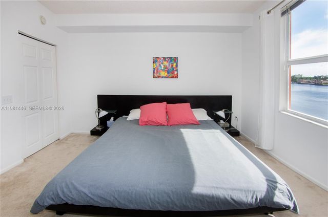 17150 N Bay Rd 2608, Sunny Isles Beach, FL 33160