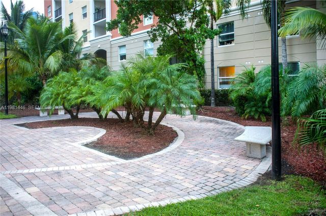 17150 N Bay Rd 2608, Sunny Isles Beach, FL 33160