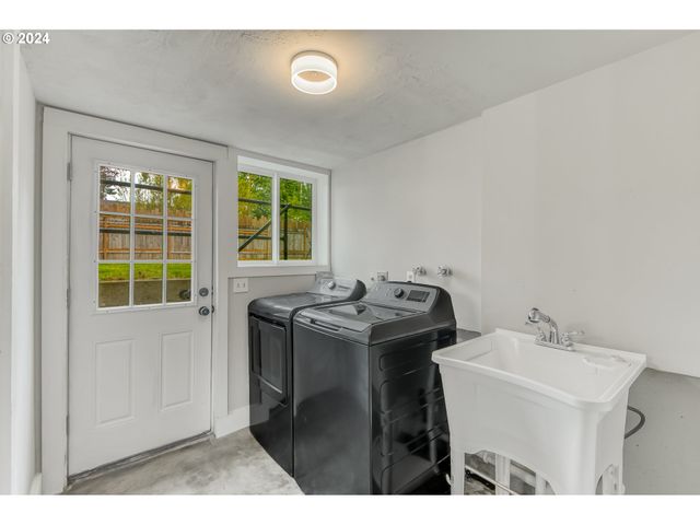 11110 Sw 64TH Ave, Portland, OR 97219