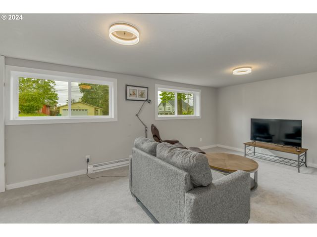 11110 Sw 64TH Ave, Portland, OR 97219