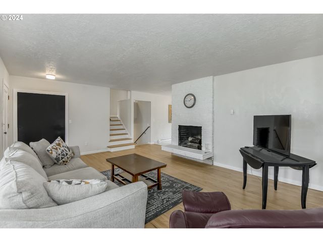 11110 Sw 64TH Ave, Portland, OR 97219