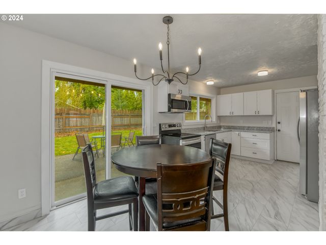 11110 Sw 64TH Ave, Portland, OR 97219