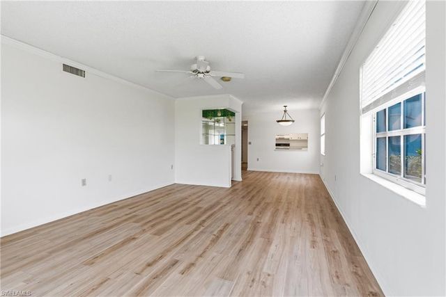 315 Saint Andrews BLVD # D5, Naples, FL 34113