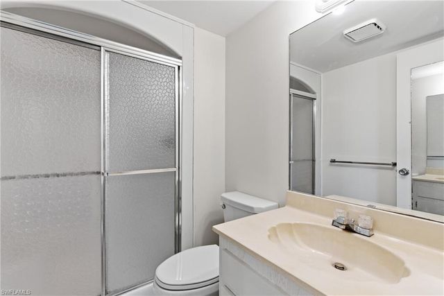 315 Saint Andrews BLVD # D5, Naples, FL 34113