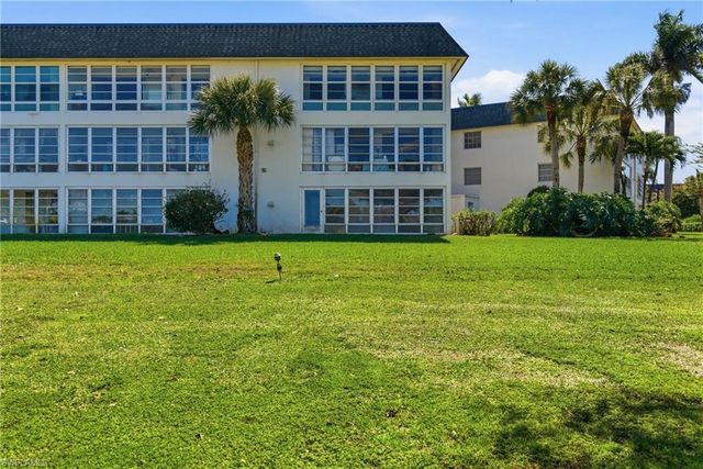 315 Saint Andrews BLVD # D5, Naples, FL 34113