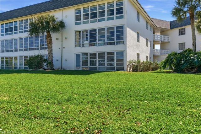 315 Saint Andrews BLVD # D5, Naples, FL 34113