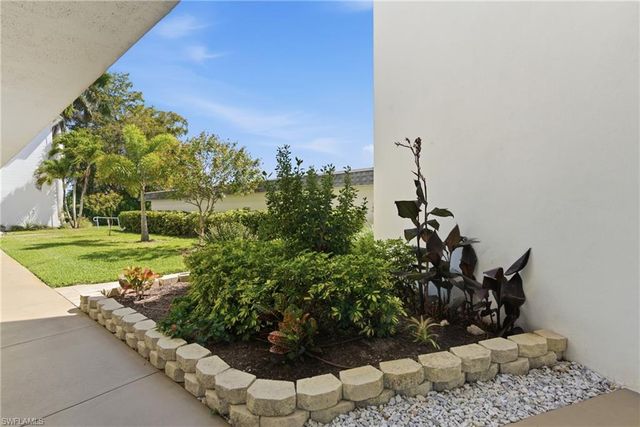 315 Saint Andrews BLVD # D5, Naples, FL 34113