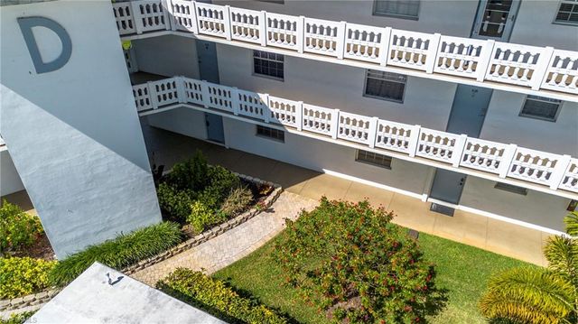 315 Saint Andrews BLVD # D5, Naples, FL 34113