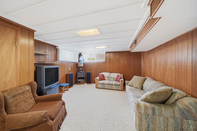 328 Hillcrest Drive, Saline, MI 48176