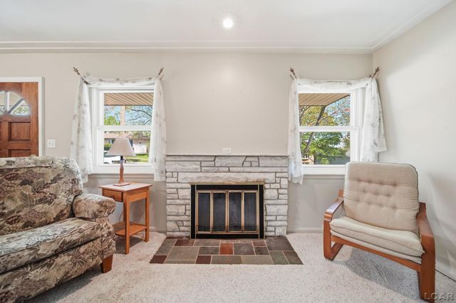 328 Hillcrest Drive, Saline, MI 48176