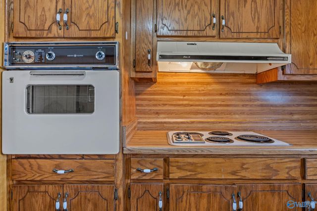 1154 Bethsaida Road, Boaz, AL 35957