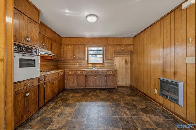 1154 Bethsaida Road, Boaz, AL 35957