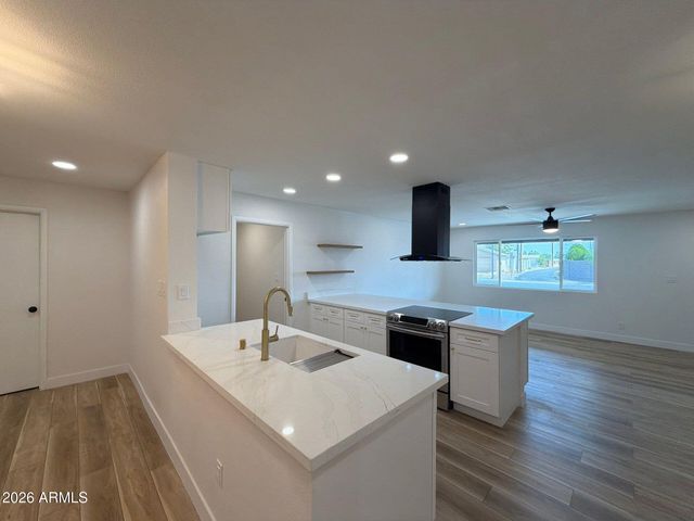 10836 N 114TH Avenue, Youngtown, AZ 85363