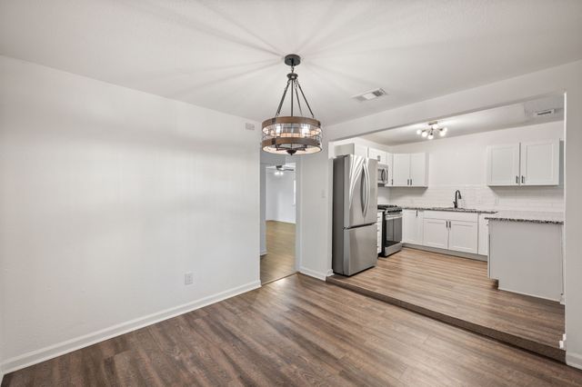 4452 Fletcher Avenue, Fort Worth, TX 76107