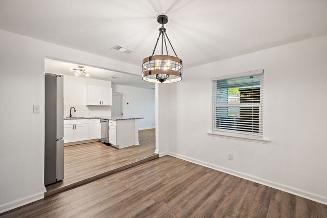 4452 Fletcher Avenue, Fort Worth, TX 76107