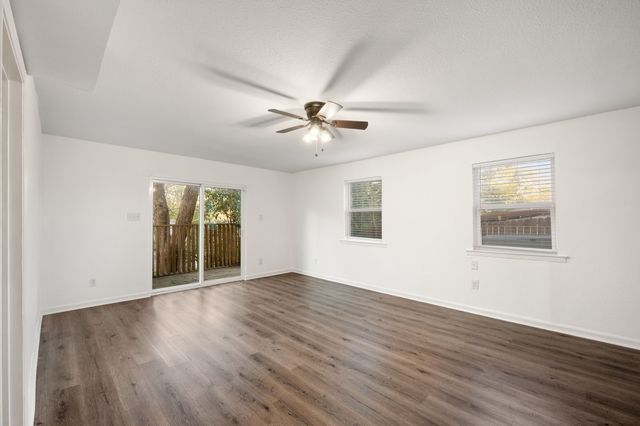 4452 Fletcher Avenue, Fort Worth, TX 76107