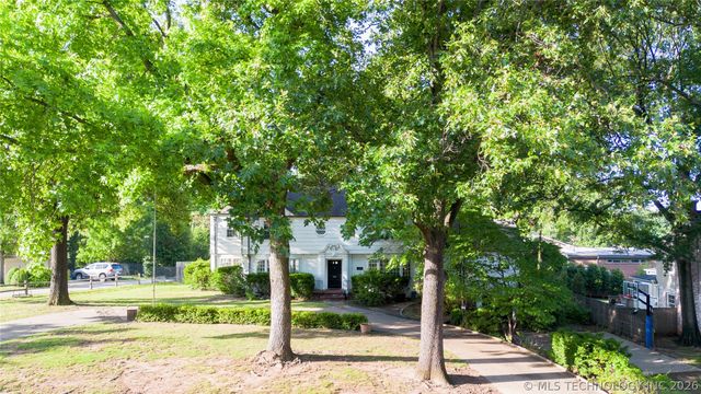 1916 E 38th Street, Tulsa, OK 74104