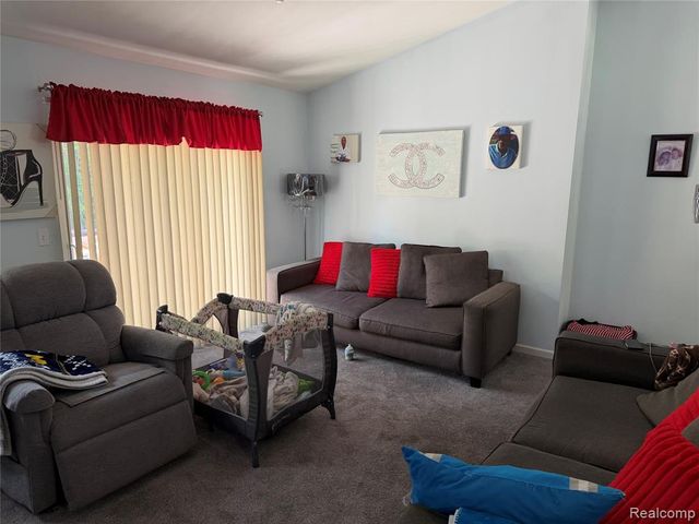 29965 Kenwood Court, Roseville, MI 48066
