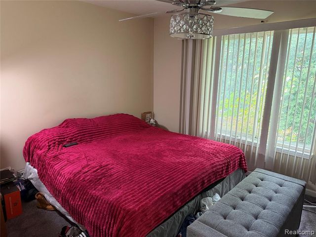 29965 Kenwood Court, Roseville, MI 48066
