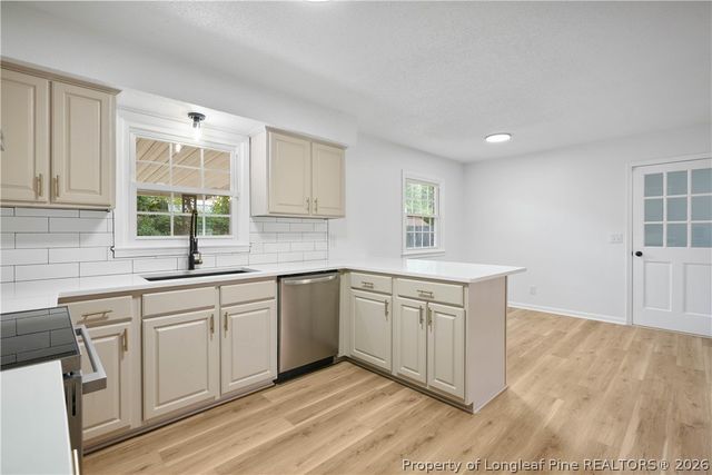 5626 Weatherford Road, Fayetteville, NC 28303