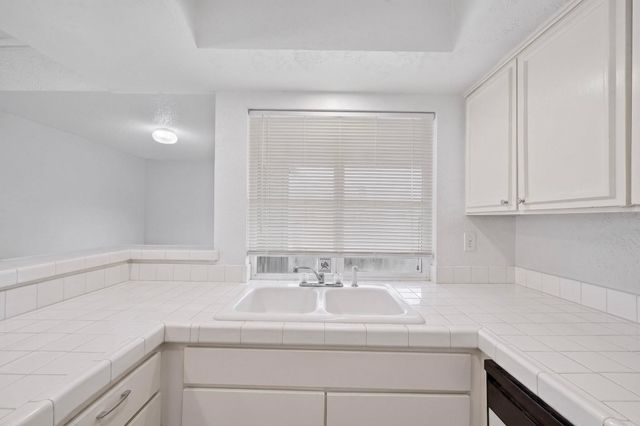 745 Valiant Circle, Garland, TX 75043