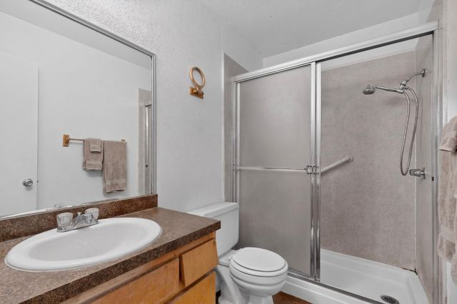 745 Valiant Circle, Garland, TX 75043