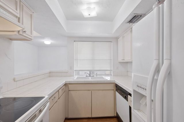 745 Valiant Circle, Garland, TX 75043