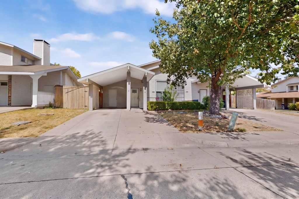 745 Valiant Circle, Garland, TX 75043