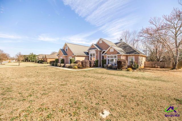 208 Twelve Oaks Drive, Warner Robins, GA 31088