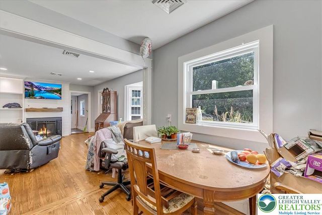 15 Elm Street, East Stroudsburg, PA 18301