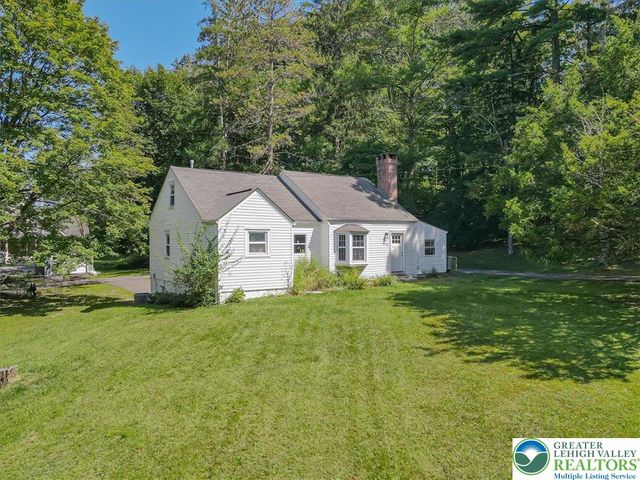 15 Elm Street, East Stroudsburg, PA 18301