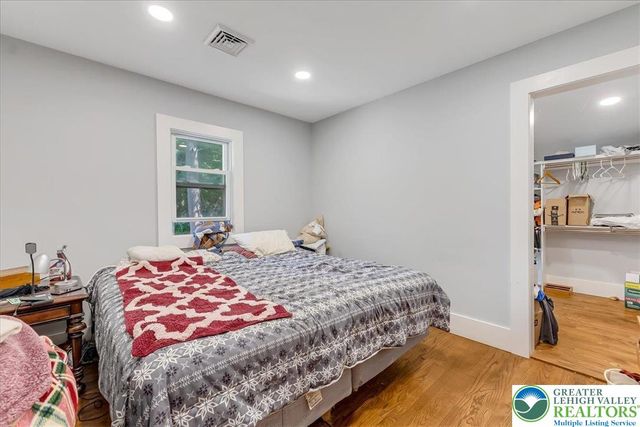 15 Elm Street, East Stroudsburg, PA 18301