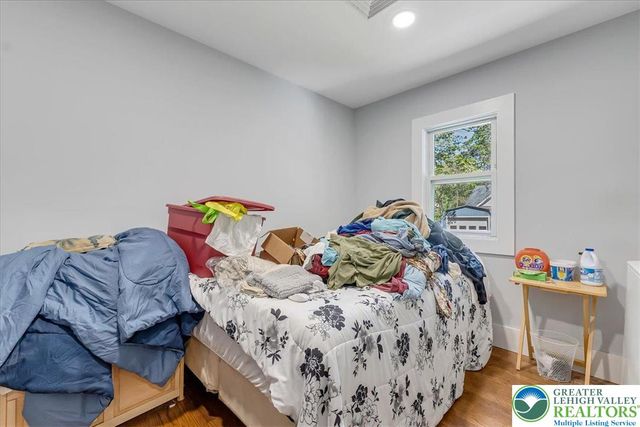 15 Elm Street, East Stroudsburg, PA 18301