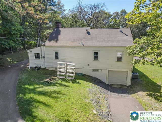 15 Elm Street, East Stroudsburg, PA 18301