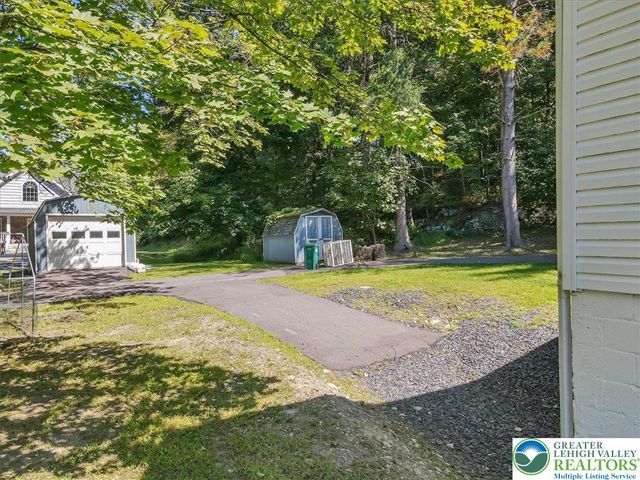 15 Elm Street, East Stroudsburg, PA 18301