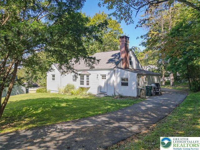 15 Elm Street, East Stroudsburg, PA 18301
