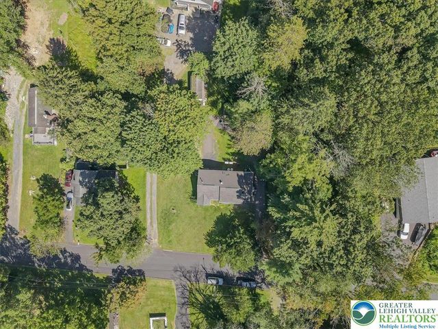 15 Elm Street, East Stroudsburg, PA 18301