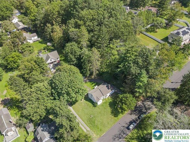 15 Elm Street, East Stroudsburg, PA 18301