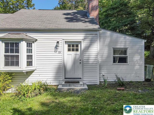 15 Elm Street, East Stroudsburg, PA 18301