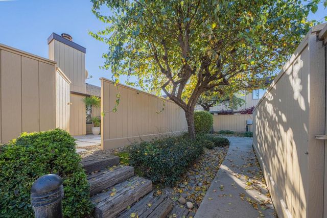 1868 Cherokee 1, Salinas, CA 93906