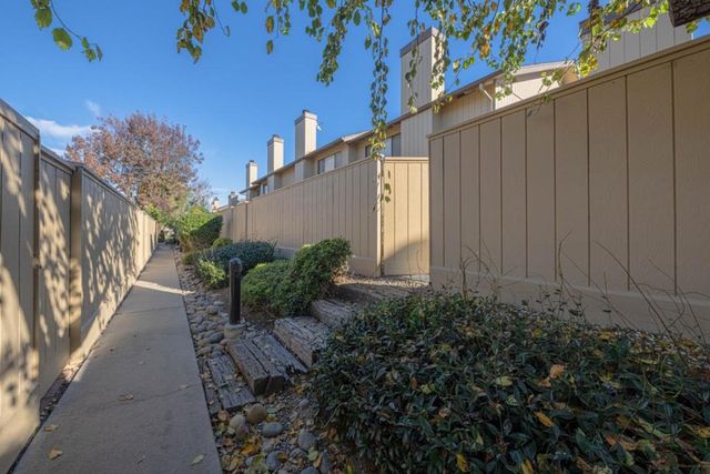 1868 Cherokee 1, Salinas, CA 93906