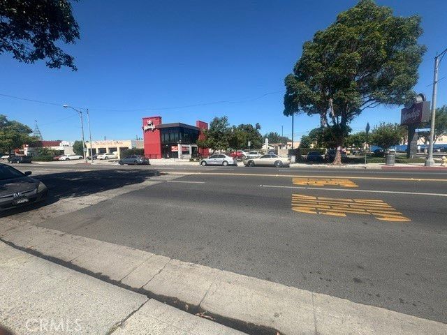 3292 Tweedy Boulevard, South Gate, CA 90280