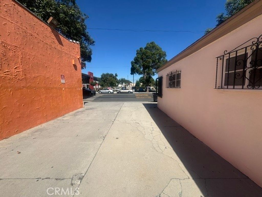 3292 Tweedy Boulevard, South Gate, CA 90280 — photo 4