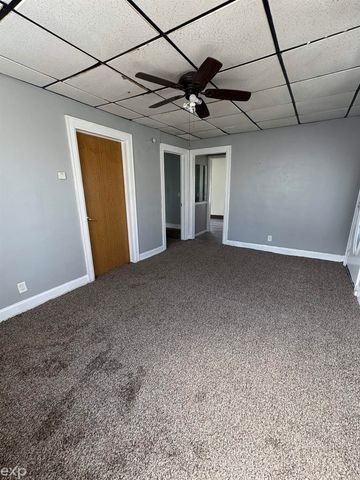 2521 Bay Street, Saginaw, MI 48602