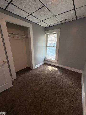 2521 Bay Street, Saginaw, MI 48602